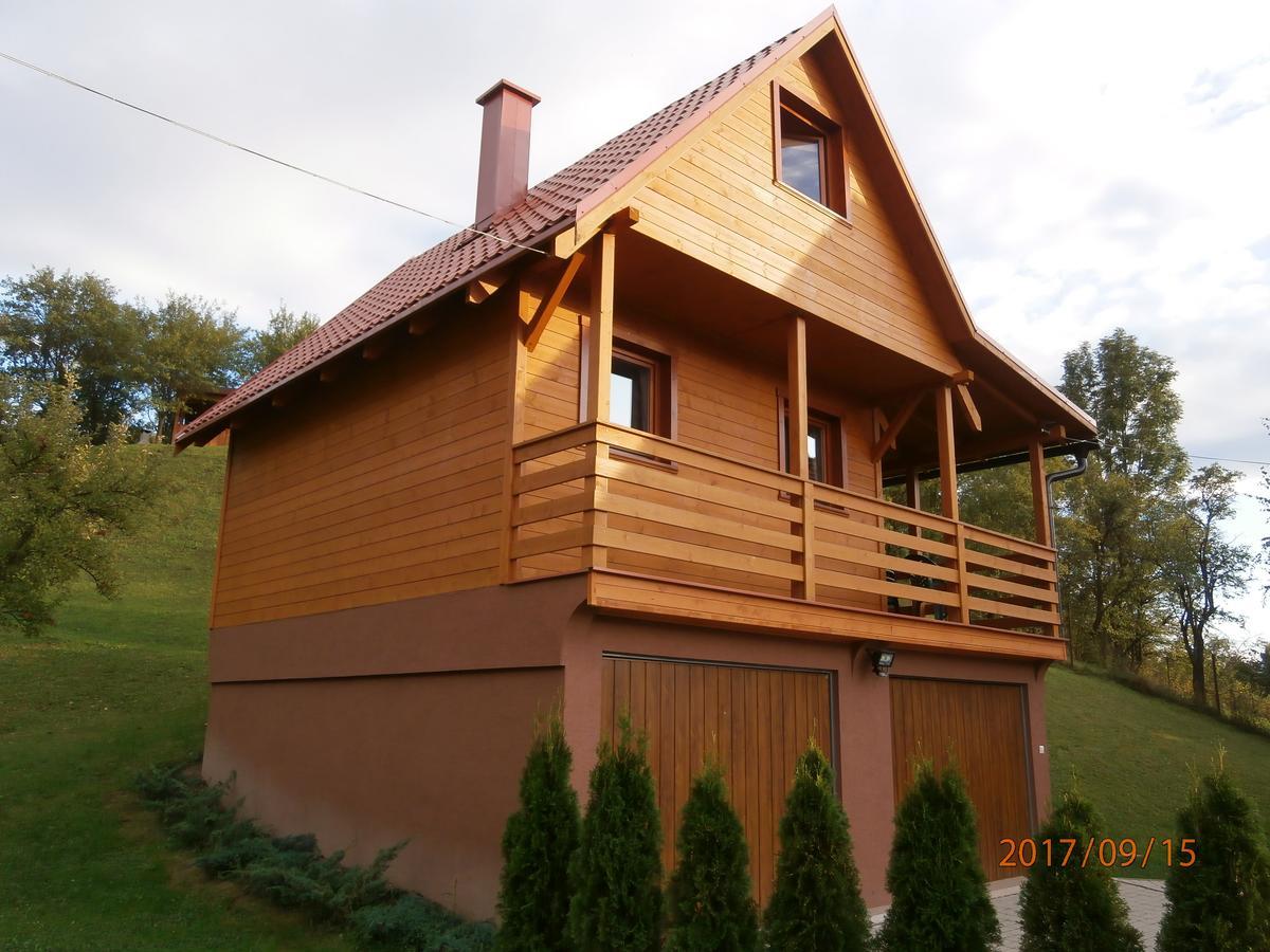 Zrubovy Dom Silvia Villa Trstené Exterior photo